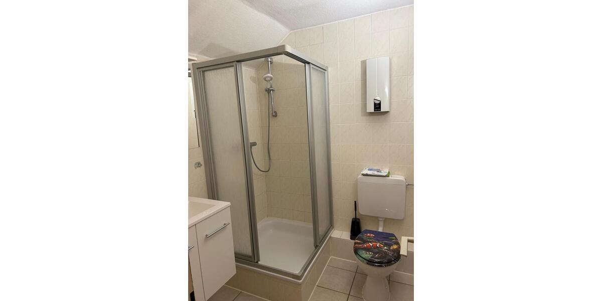 Etagenwohnung Bad Wildungen - 5 Zimmer, 125 m&sup2;, 1.200&euro; | Angebot:26135602
