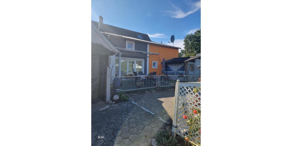 Erdgeschoßwohnung Gunzenhausen - 4 Zimmer, 120 m&sup2;, 800&euro; | Angebot:25048073