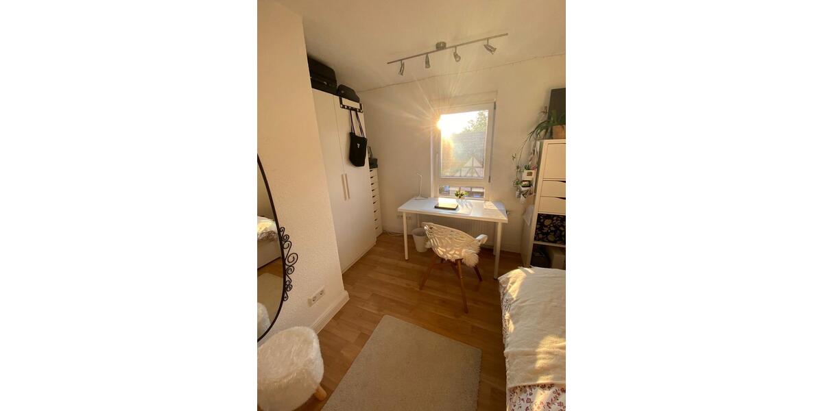 Wohnen auf Zeit Marbach am Neckar - 1 Zimmer, 12 m&sup2;, 488&euro; | Angebot:24743793