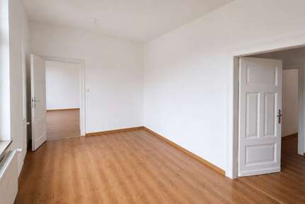Wohnung Rudolstadt - 4 Zimmer, 114 m&sup2;, 855&euro; | Angebot:26540090