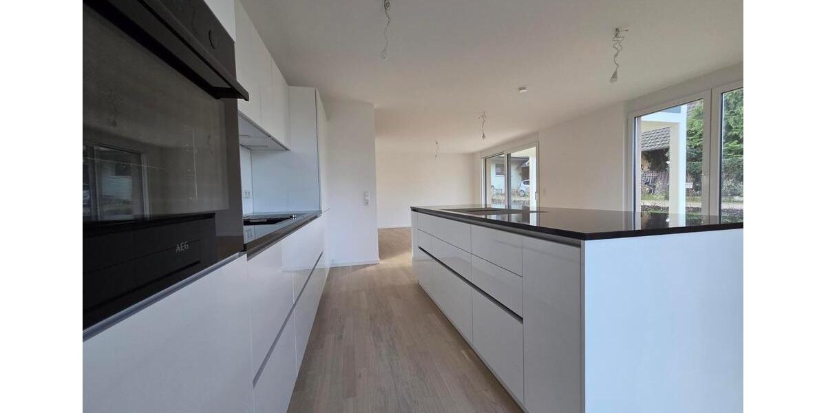 Erstbezug! Exklusive 4-Zimmer-Neubauwohnung, Garten, EBK, TG 4 zimmer