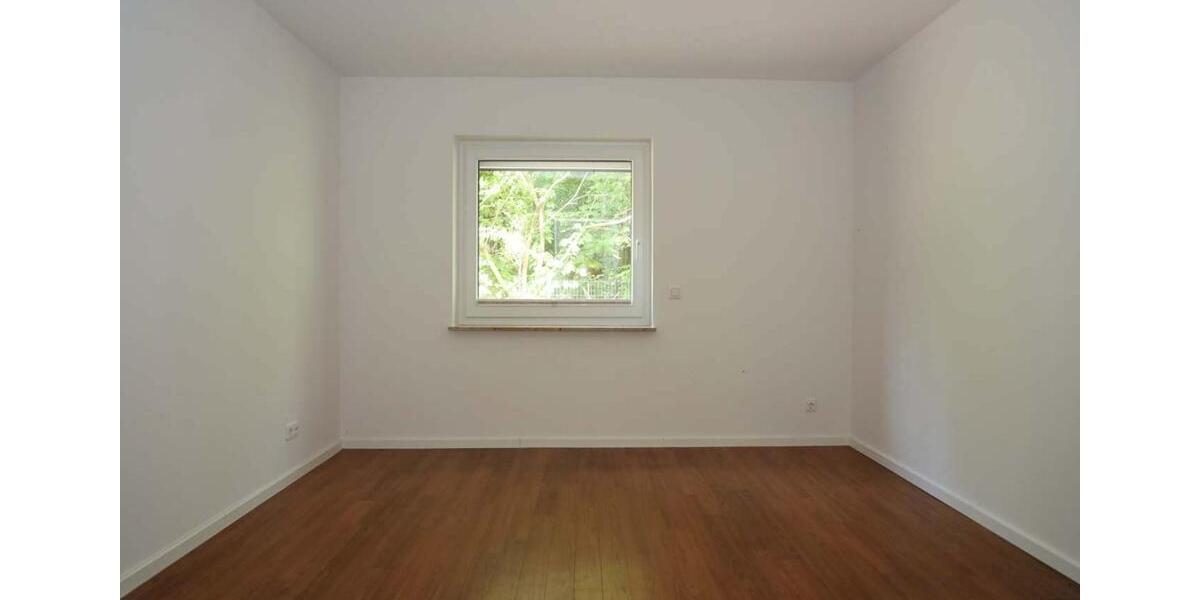 Erdgeschoßwohnung Isernhagen - 3 Zimmer, 80 m&sup2;, 1.200&euro; | Angebot:25943350