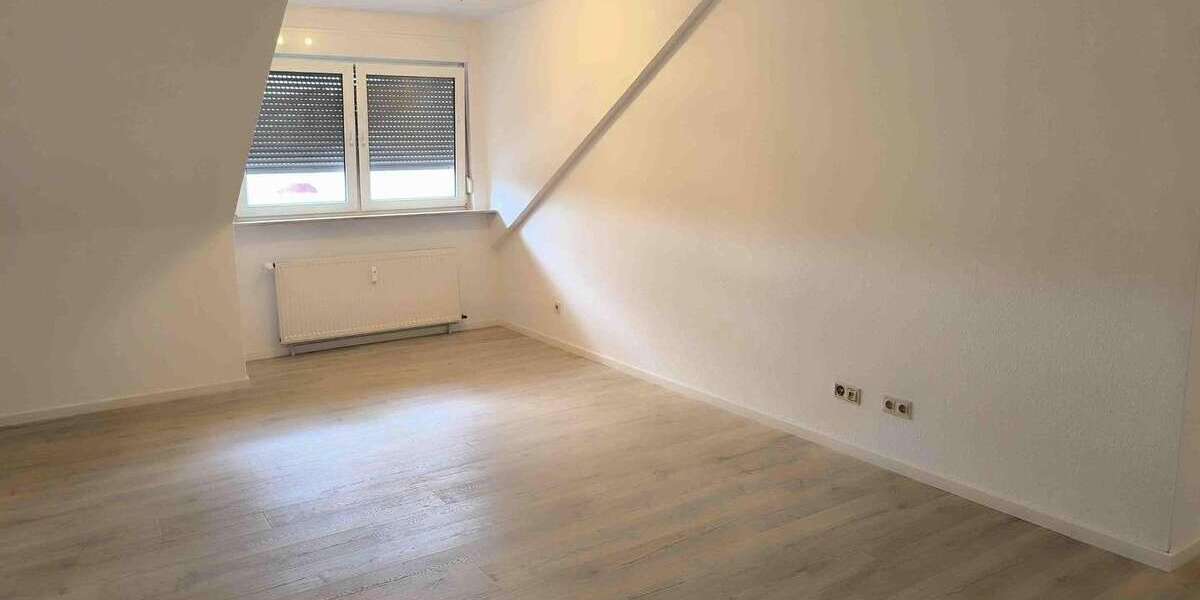 Etagenwohnung Klingenberg - 3 Zimmer, 75 m&sup2;, 570&euro; | Angebot:27031877