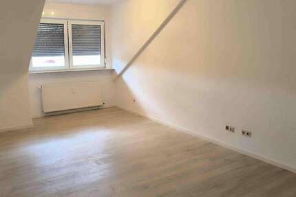 Wohnung Klingenberg - 3 Zimmer, 75 m&sup2;, 570&euro; | Angebot:27031877