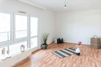 Wohnung Chemnitz Zentrum - 4 Zimmer, 96 m&sup2;, 576&euro; | Angebot:27112015