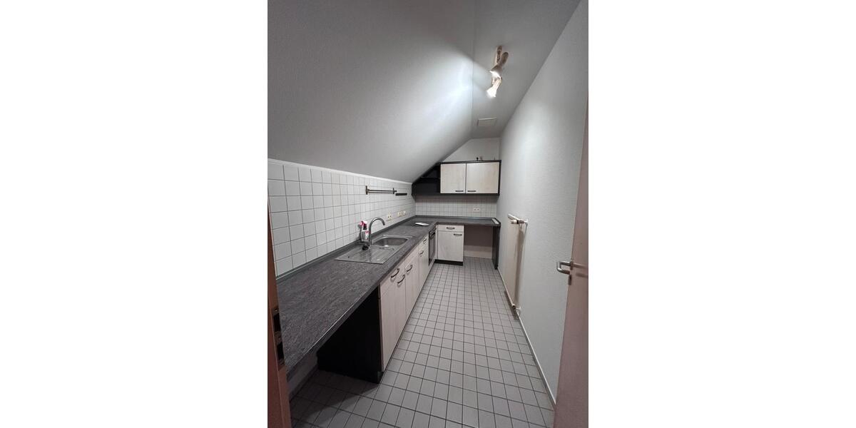 Dachgeschoßwohnung Marienberg - 1 Zimmer, 50 m&sup2;, 295&euro; | Angebot:26585339
