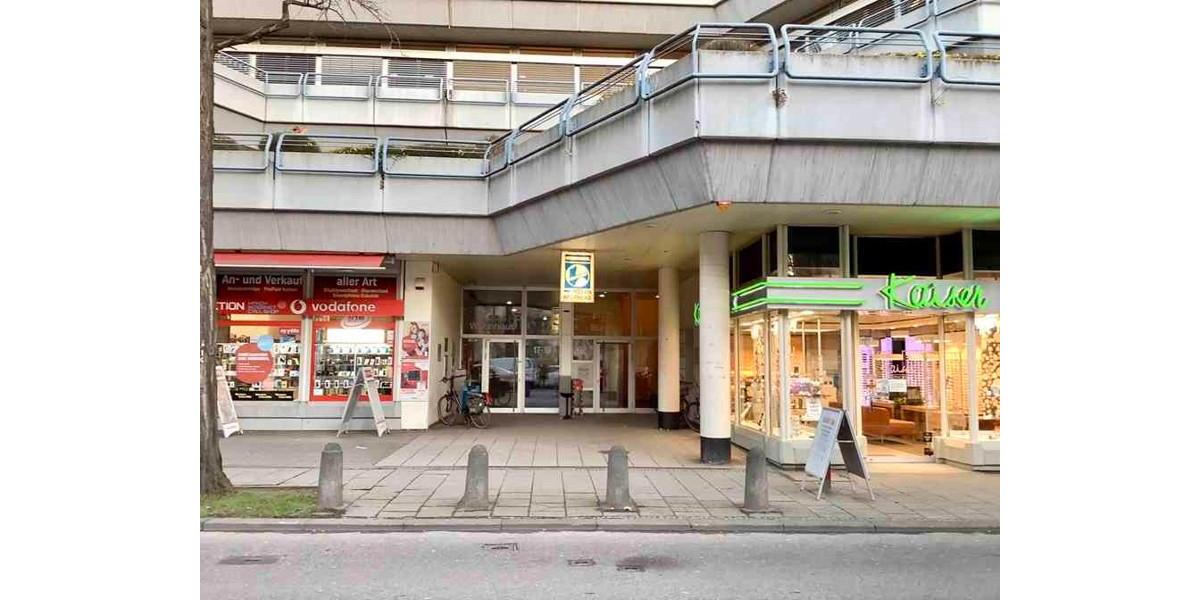 Etagenwohnung Wiesbaden Biebrich - 2 Zimmer, 73 m&sup2;, 845&euro; | Angebot:26171345