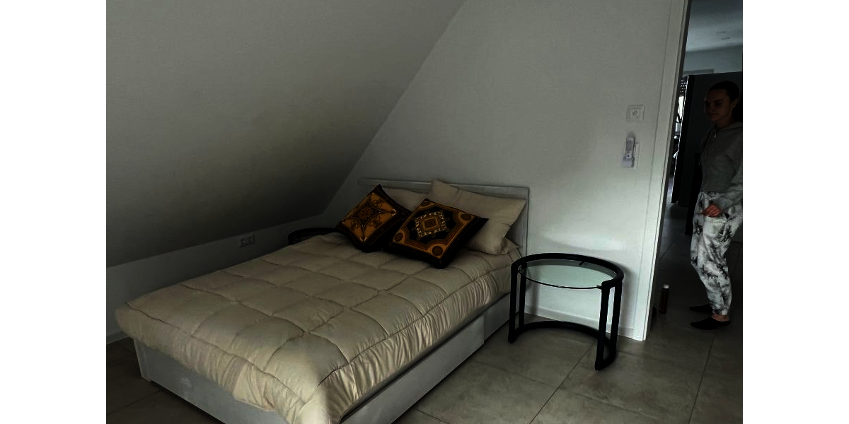 Moderne hochwertige 3-Zimmer-Neubau-Wohnung. möbiliert, evt. noch Platz für eigene Möbel. Ideal für Berufspendler oder befristetes Wohnen - Etagenwohnung Geestland Langen | Angebot:26923331