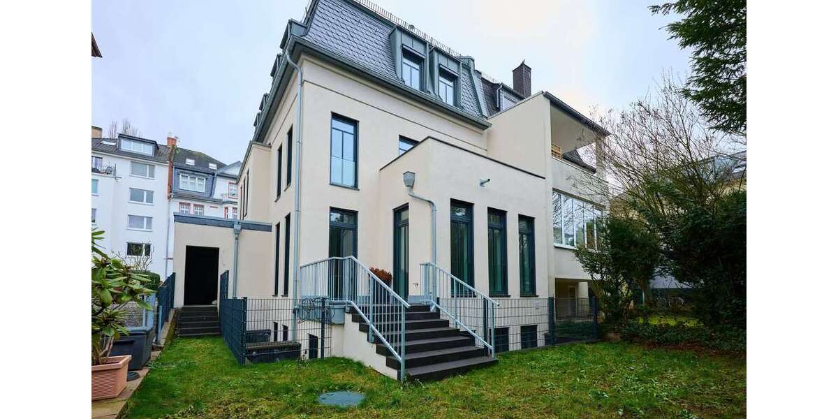 Einfamilienhaus Frankfurt am Main Mitte-Nord - 7 Zimmer, 251 m&sup2;, 6.900&euro; | Angebot:24781452