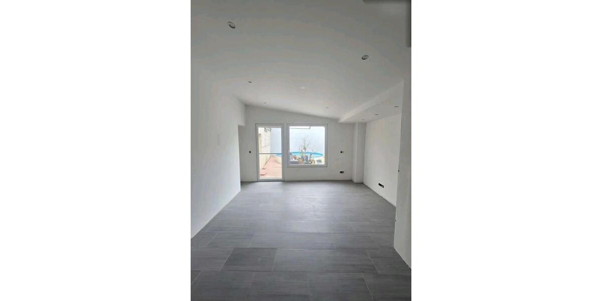 Reihenhaus Mönchengladbach West - 3 Zimmer, 90 m&sup2;, 1.150&euro; | Angebot:25254951