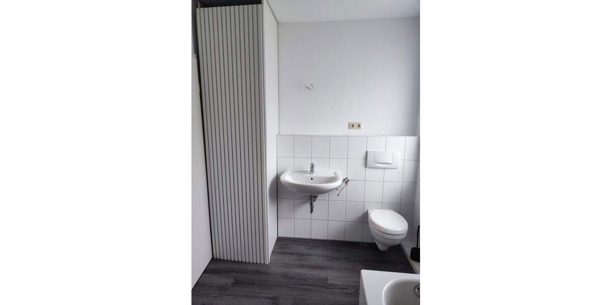 Reihenmittelhaus Albersdorf - 3 Zimmer, 130 m&sup2;, 1.100&euro; | Angebot:24251347