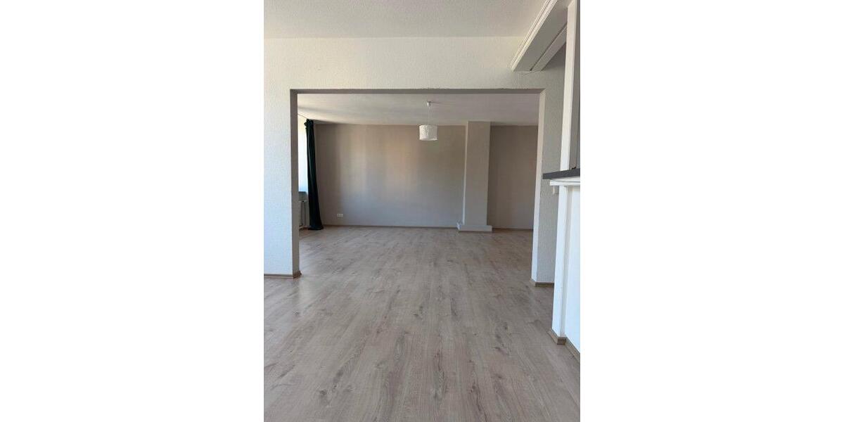 Etagenwohnung Koblenz - 2 Zimmer, 105 m&sup2;, 990&euro; | Angebot:26462260