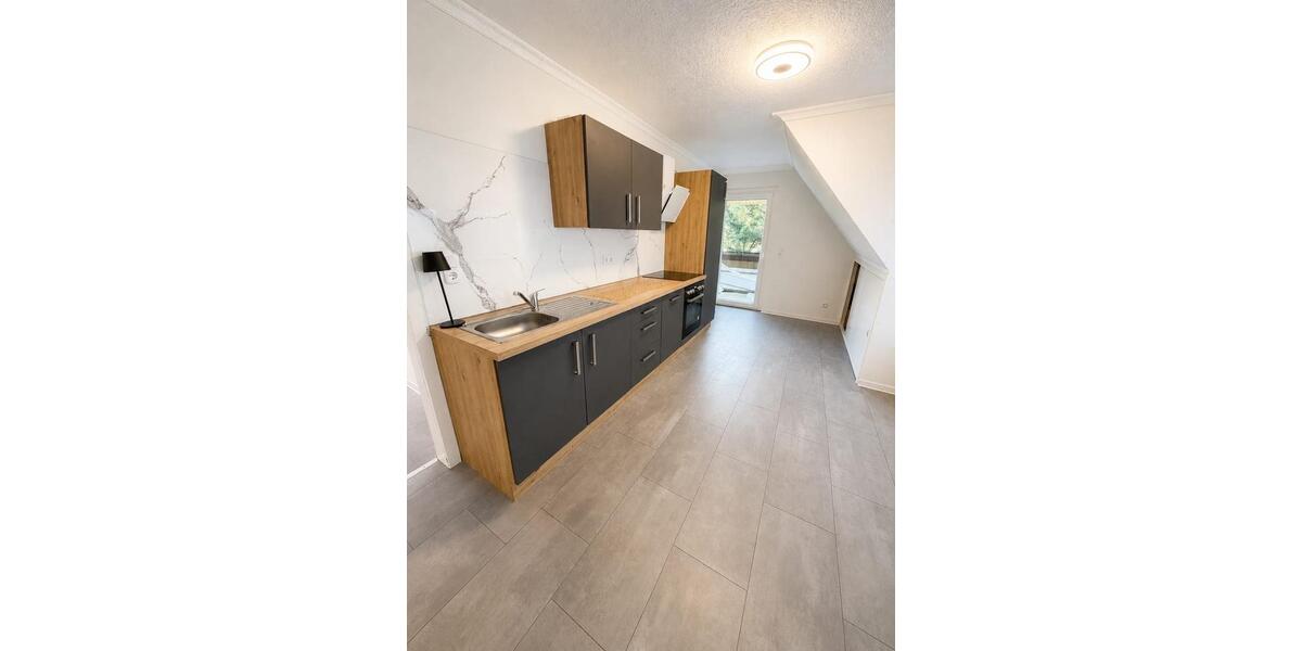 Dachgeschoßwohnung Celle Neustadt/Heese - 4 Zimmer, 75 m&sup2;, 800&euro; | Angebot:26701427