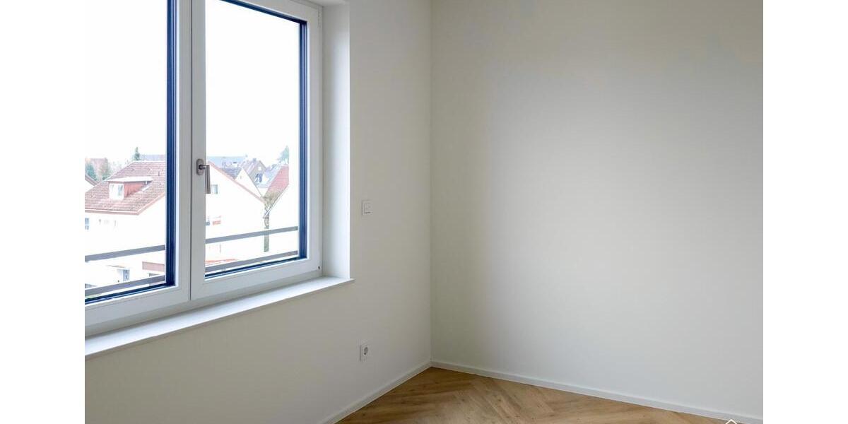 Dachgeschoßwohnung Crailsheim - 3 Zimmer, 80 m&sup2;, 1.150&euro; | Angebot:24778384