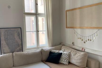 UNTERMIETE: 2 Zimmer Wohnung in Friedrichshain