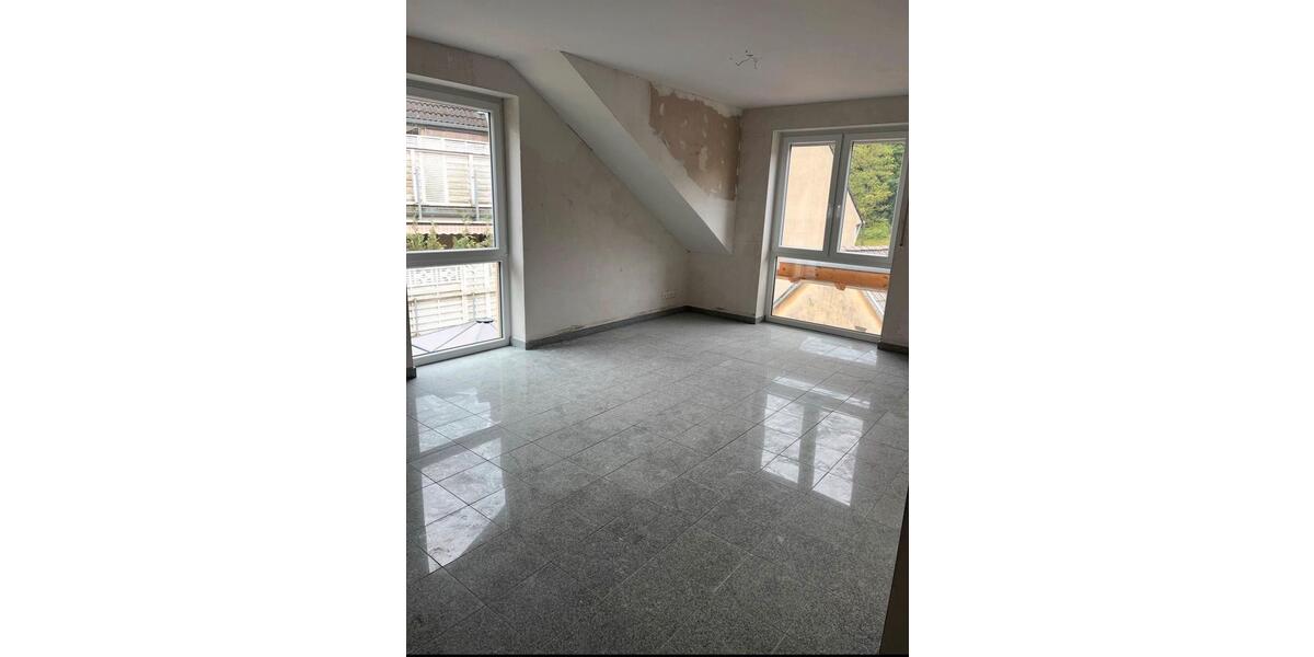 Etagenwohnung Stolberg (Rheinland) - 2 Zimmer, 60 m&sup2;, 700&euro; | Angebot:25407485
