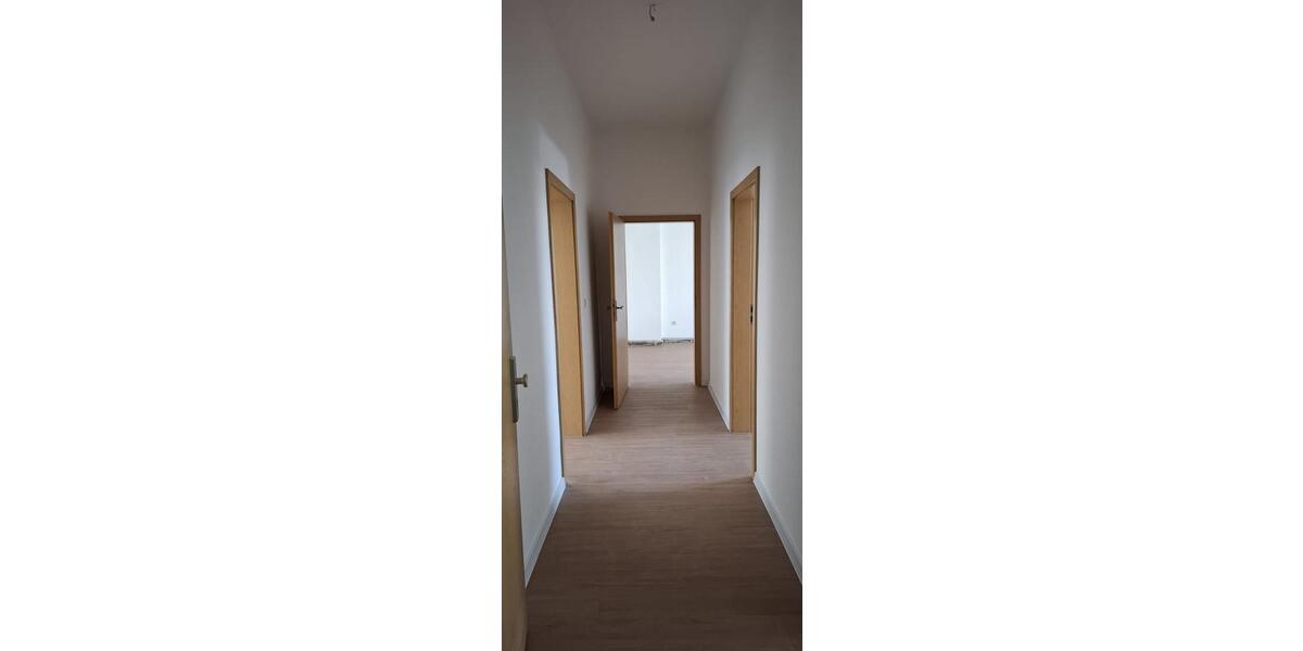 Etagenwohnung Eberswalde - 3 Zimmer, 73 m&sup2;, 876&euro; | Angebot:26252015