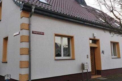 Wohnung Gartz (Oder) - 3 Zimmer, 72 m&sup2;, 550&euro; | Angebot:25938383