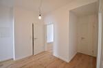 Etagenwohnung Düsseldorf Heerdt - 2 Zimmer, 93 m&sup2;, 1.795&euro; | Angebot:23214032