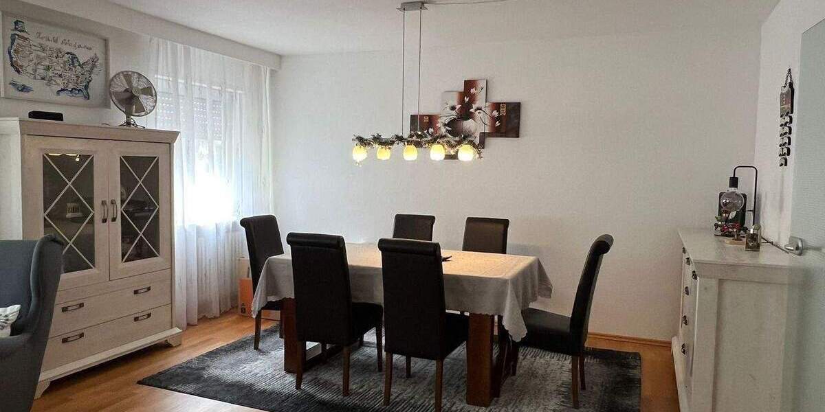 Etagenwohnung Kaiserslautern Hohenecken - 3 Zimmer, 94 m&sup2;, 790&euro; | Angebot:24388744