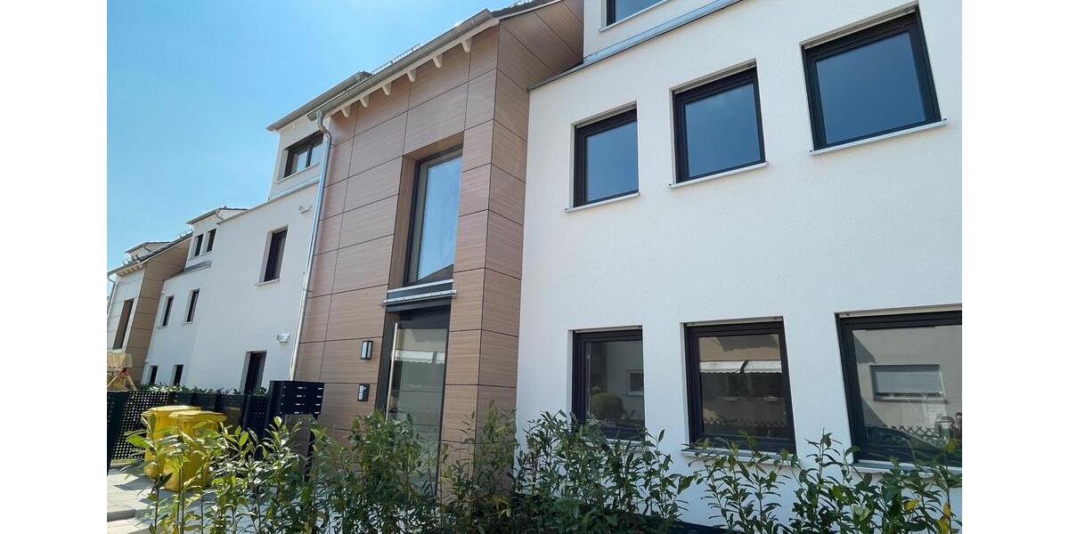 Dachgeschoßwohnung Fürth Bislohe - 2 Zimmer, 70 m&sup2;, 1.130&euro; | Angebot:24827102