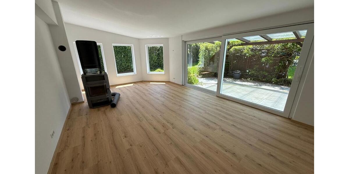 Terrassenwohnung Bayerisch Gmain - 4 Zimmer, 157 m&sup2;, 2.300&euro; | Angebot:26702056