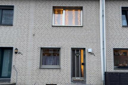 Haus Viersen - 4 Zimmer, 90 m&sup2;, 950&euro; | Angebot:24829510