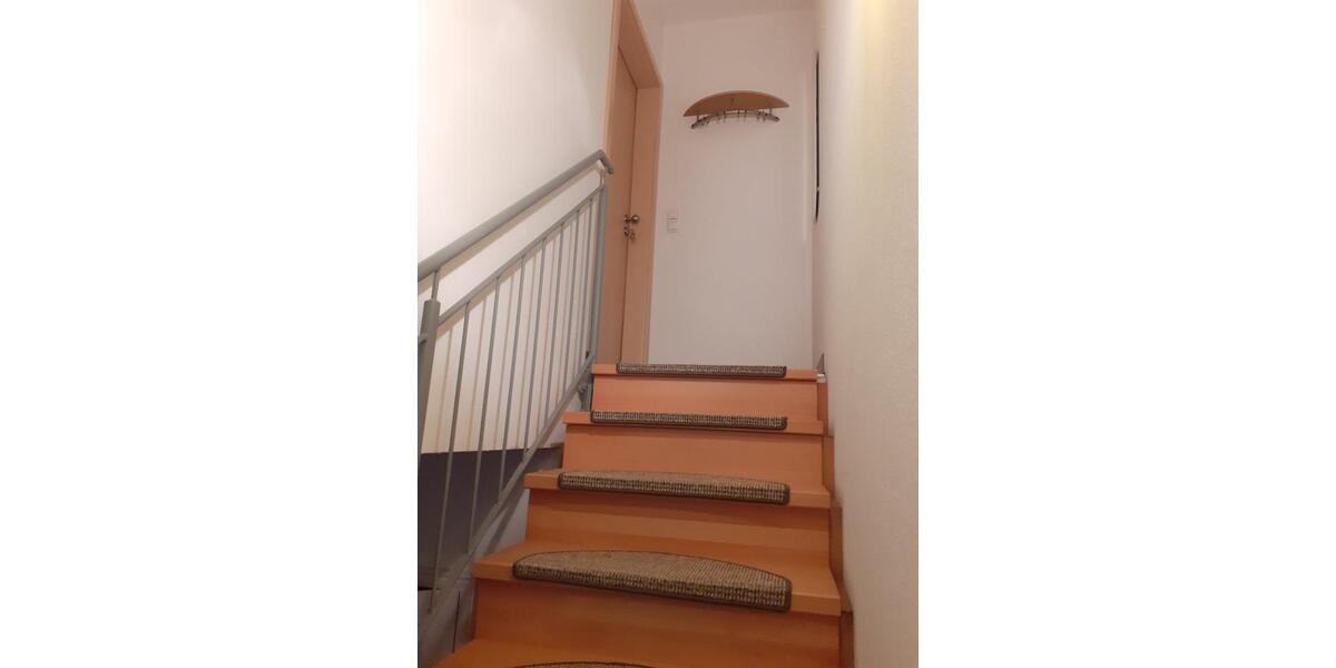 Dachgeschoßwohnung Gotha - 2 Zimmer, 37 m&sup2;, 350&euro; | Angebot:24563994