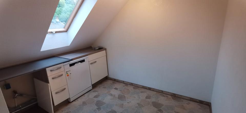 Dachgeschoßwohnung Schwarzatal - 3 Zimmer, 80 m&sup2;, 400&euro; | Angebot:26221782