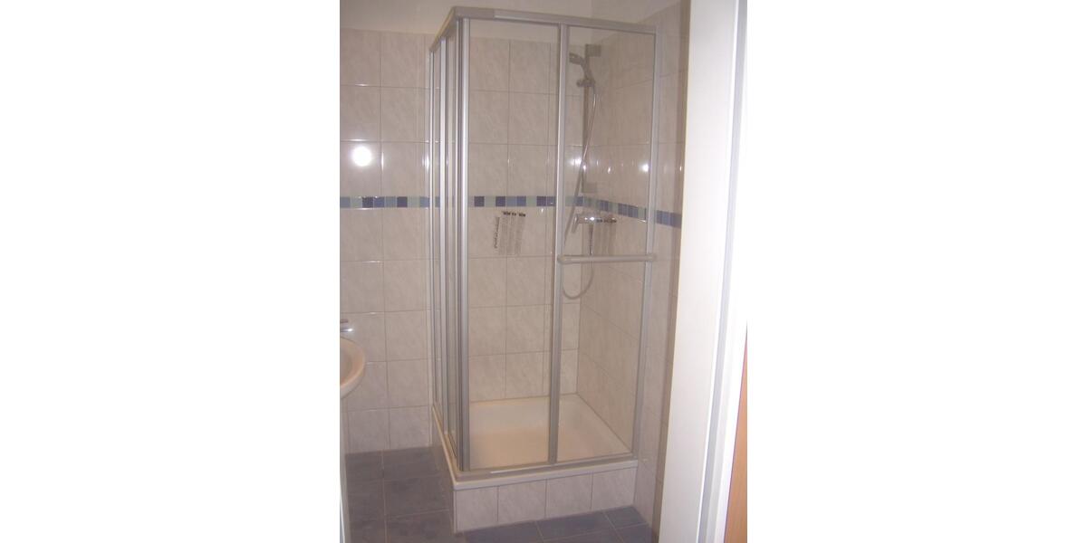 Erdgeschoßwohnung Bad Hersfeld - 2 Zimmer, 75 m&sup2;, 700&euro; | Angebot:27593185