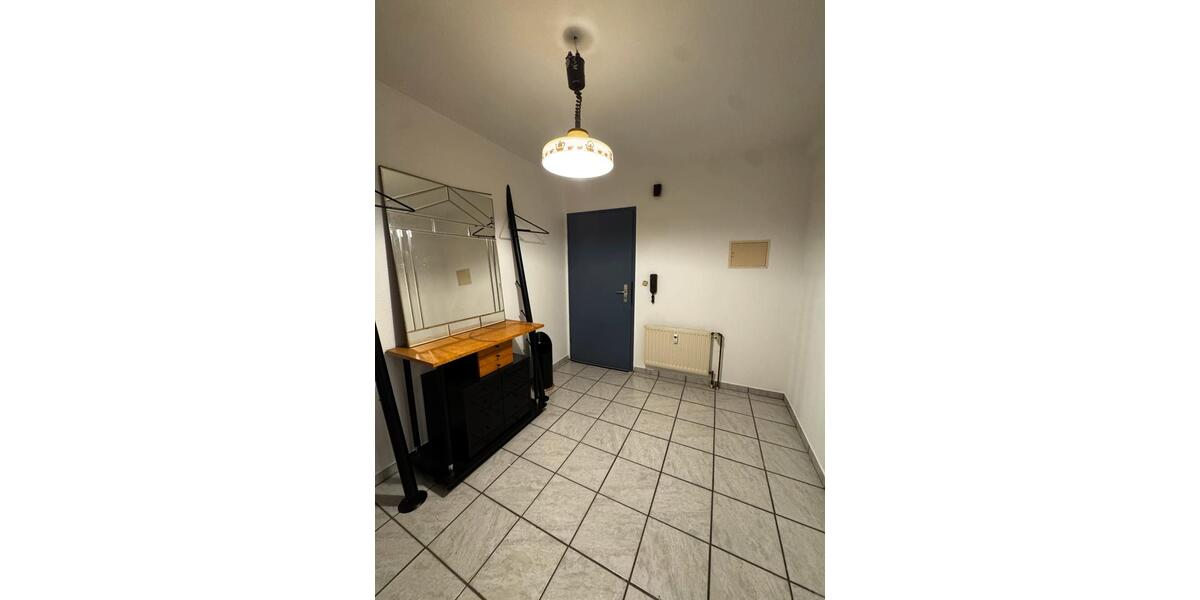 Dachgeschoßwohnung Erbach - 2 Zimmer, 53 m&sup2;, 800&euro; | Angebot:26648501
