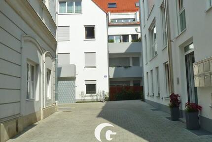 +++ HIER WILL ICH LEBEN | MITTEN IN DER STADT | DACHTERRASENWOHNUNG |TIEFGARAGE | LIFT +++ 3 zimmer