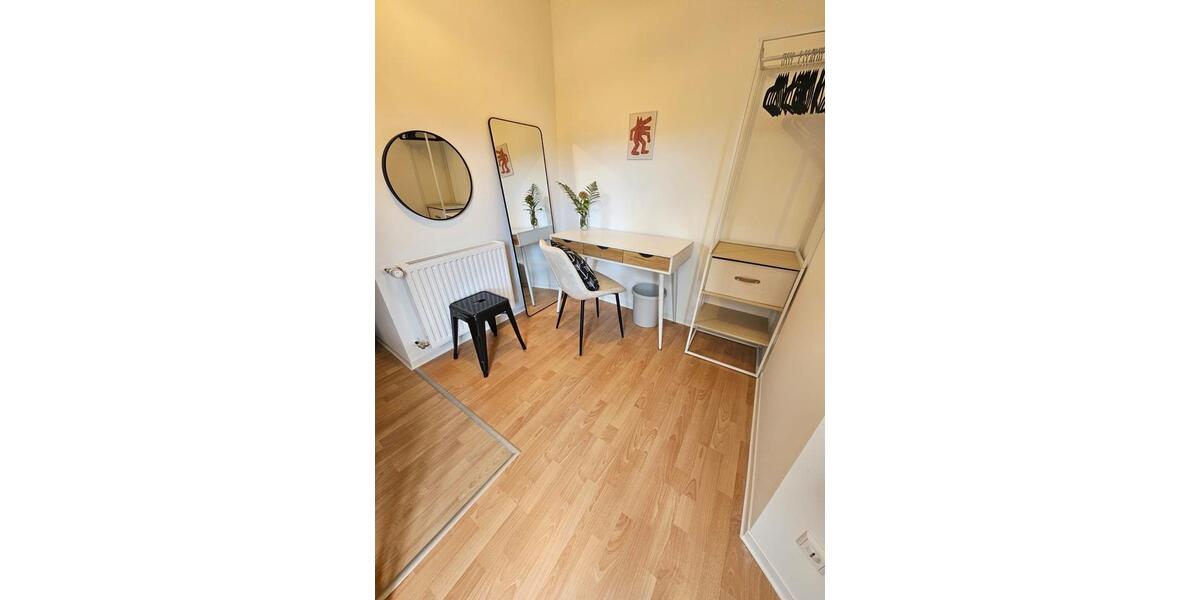 Wohnen auf Zeit Heidelberg Peterstal - 1 Zimmer, 22 m&sup2;, 499&euro; | Angebot:26359868