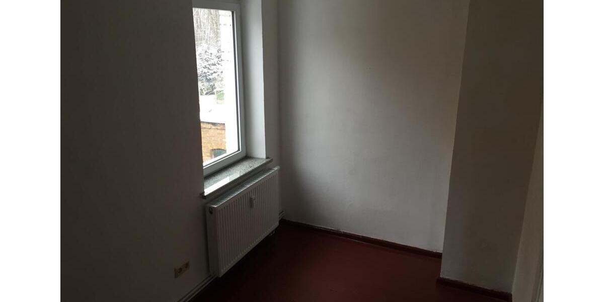 Dachgeschoßwohnung Lauchhammer - 5 Zimmer, 80 m&sup2;, 485&euro; | Angebot:26705122