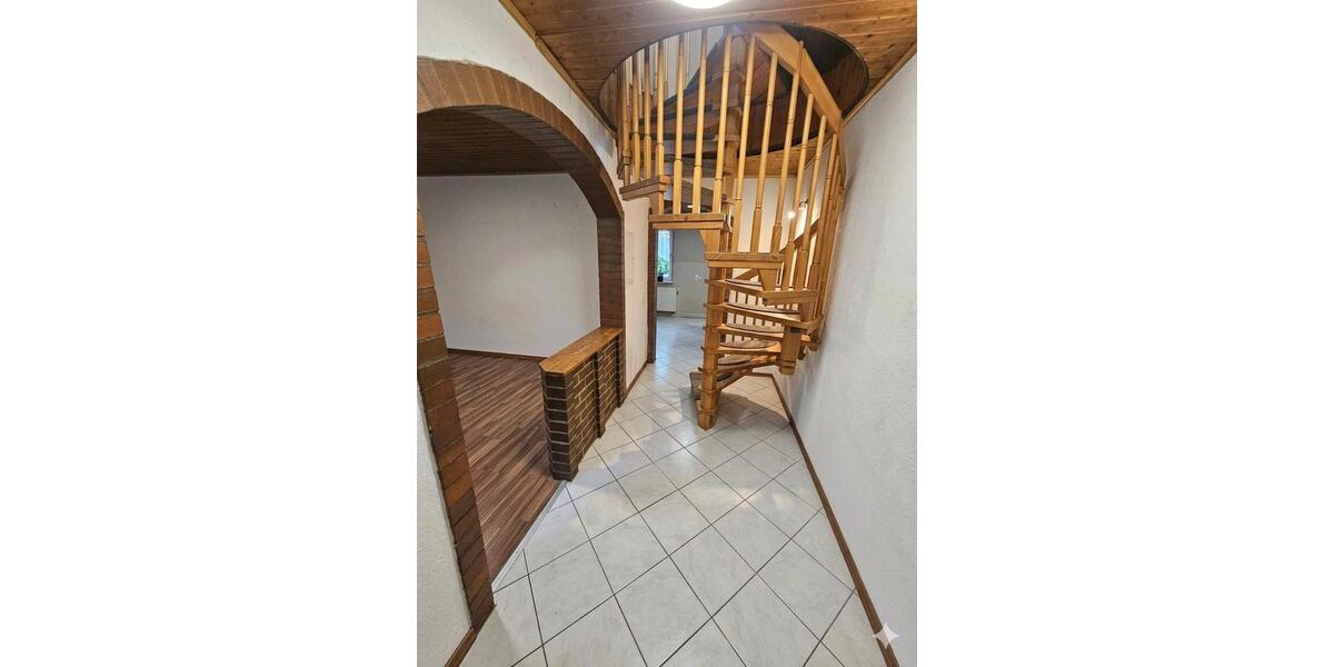 Etagenwohnung Lindenberg - 4 Zimmer, 90 m&sup2;, 850&euro; | Angebot:26580459