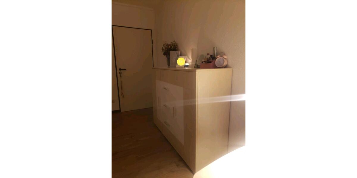 Wohnen auf Zeit Siegen Weidenau - 1 Zimmer, 15 m&sup2;, 270&euro; | Angebot:25963297