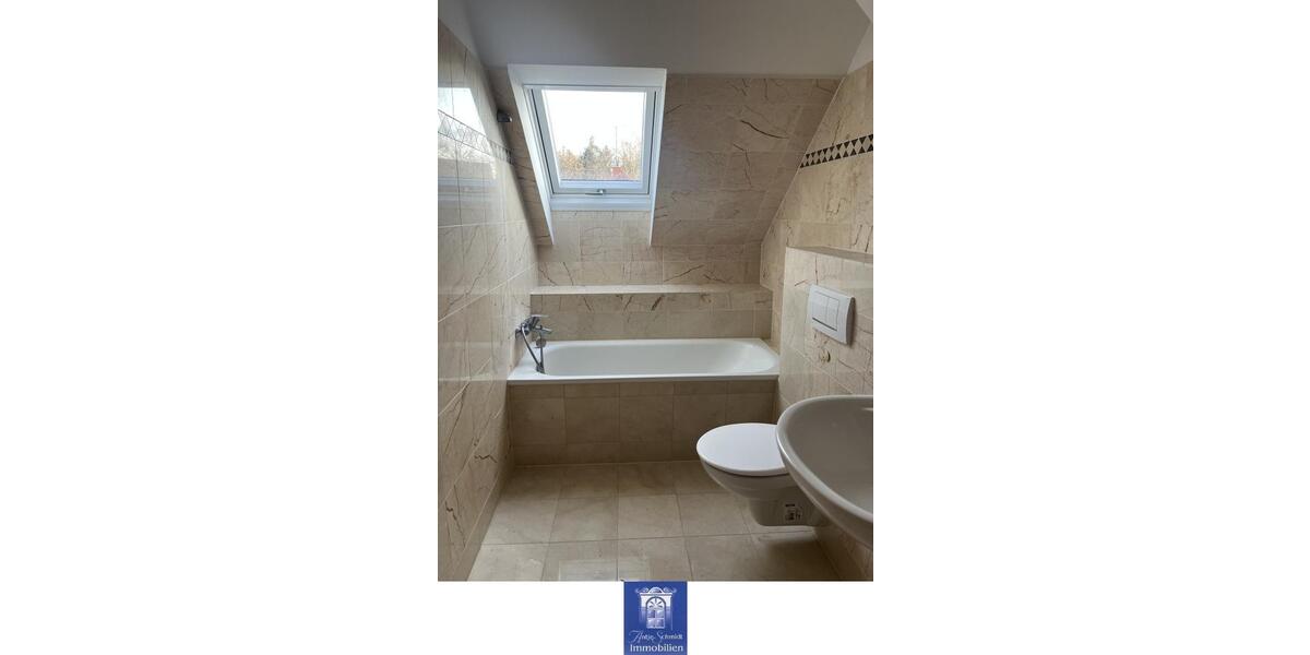 Dachgeschoßwohnung Kamenz - 3 Zimmer, 87 m&sup2;, 570&euro; | Angebot:24774796