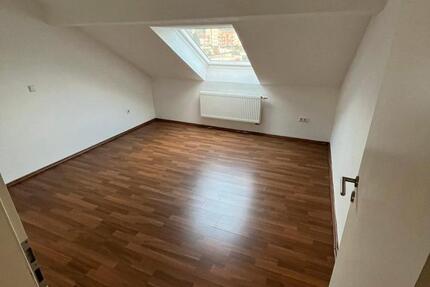 Wohnung Heilbronn Kernstadt - 3 Zimmer, 80 m&sup2;, 1.000&euro; | Angebot:26633803