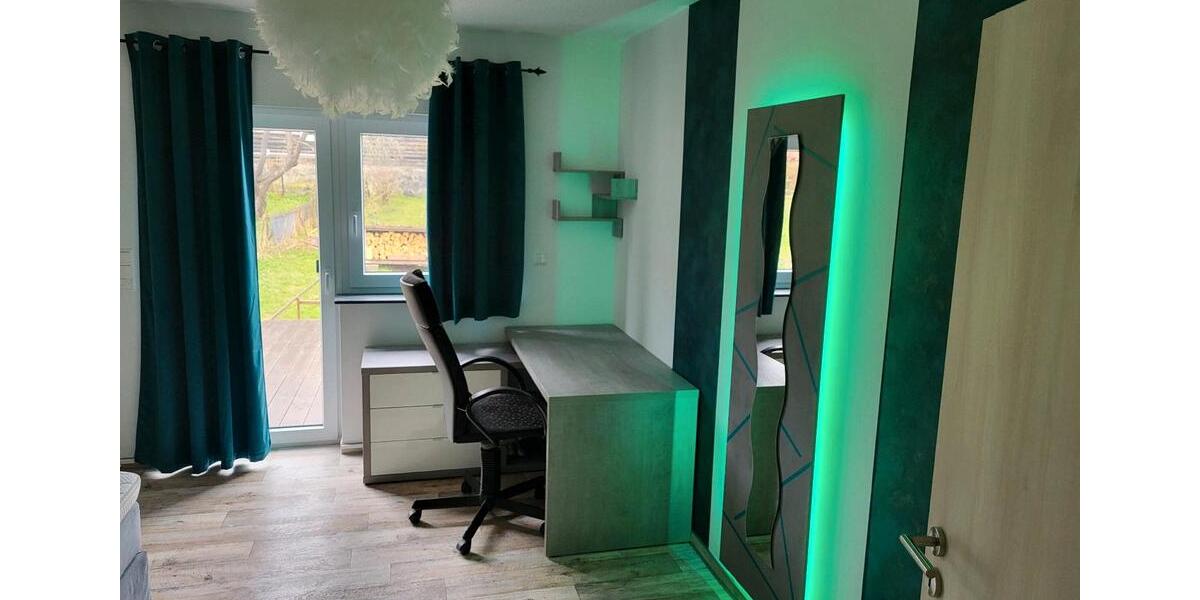 Etagenwohnung Wasungen - 2 Zimmer, 32 m&sup2;, 450&euro; | Angebot:25234771