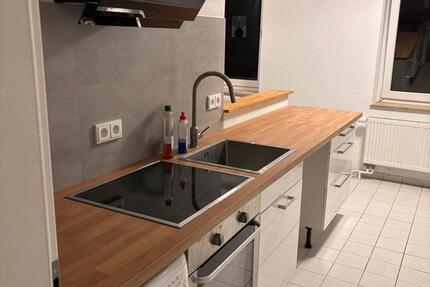 2 Zimmer in renovierter WG 4 zimmer