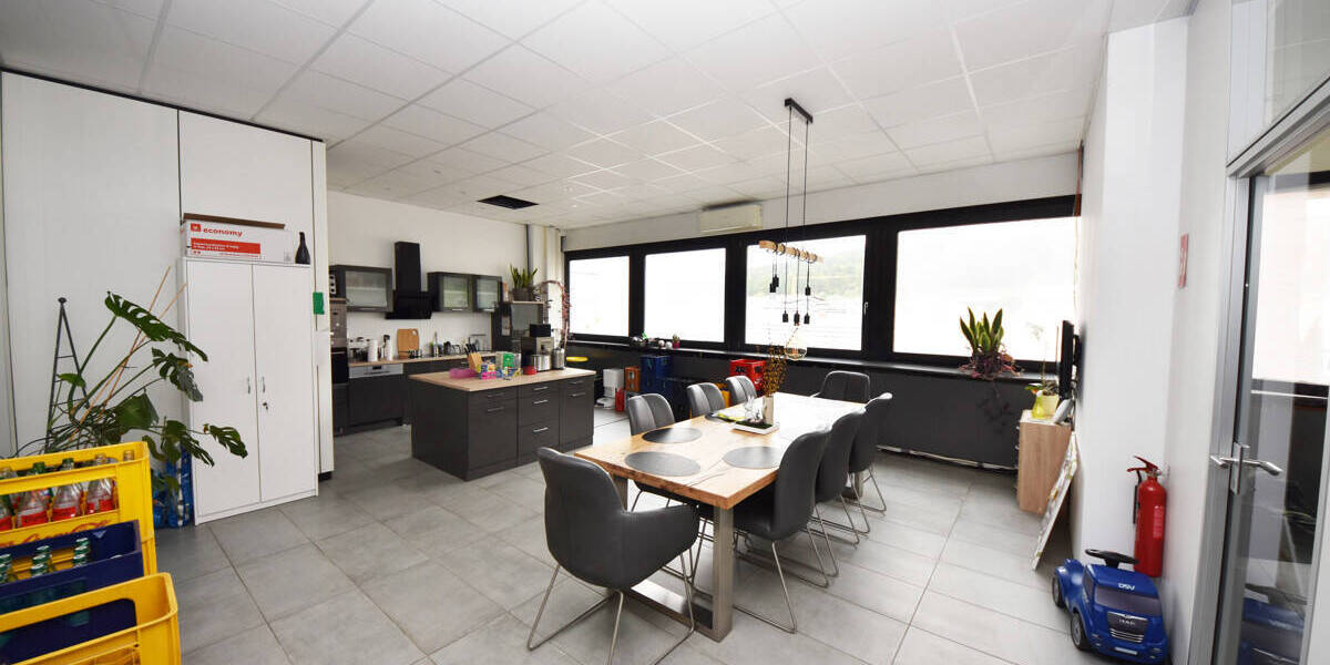 Gewerbeobjekt Elsenfeld / Rück Elsenfeld - 5 Zimmer, 340 m&sup2;, 1.700&euro; | Angebot:25741166