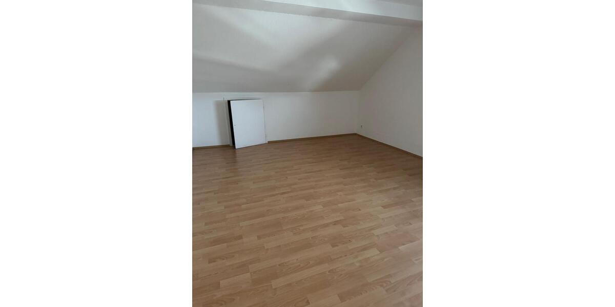 Dachgeschoßwohnung Marburg Biegenviertel - 2 Zimmer, 650&euro; | Angebot:23409526