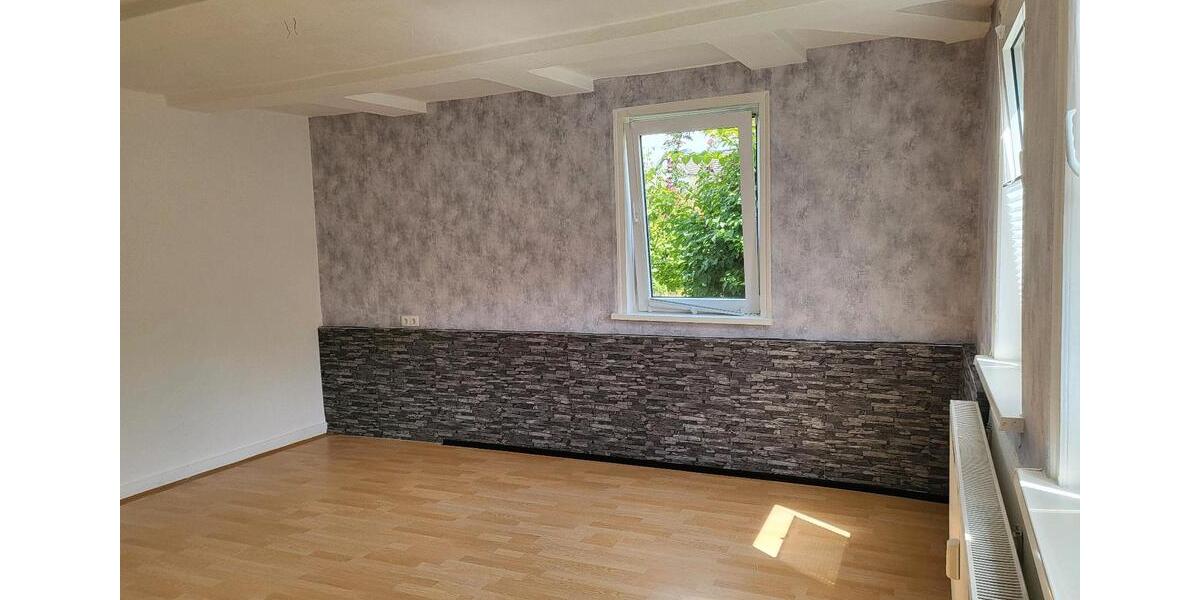 Erdgeschoßwohnung Lehrte - 4 Zimmer, 820&euro; | Angebot:23410219