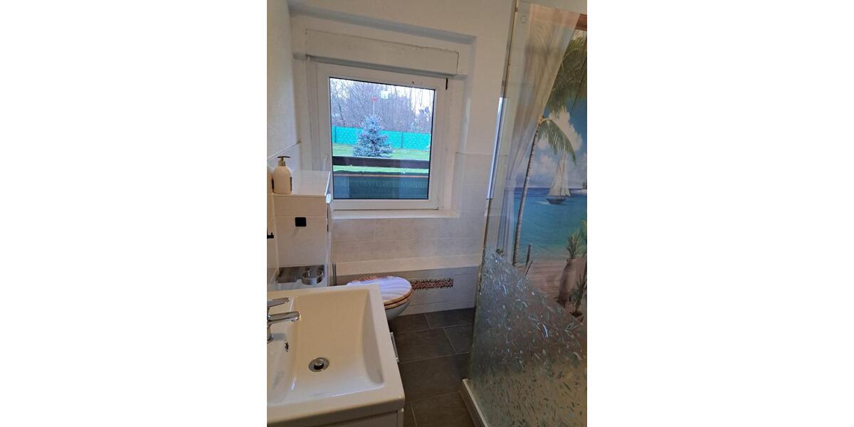 Ruhig wohnen mit Terrasse & Grünblick – 3-Zimmer-Wohnung in Leuna 3 zimmer