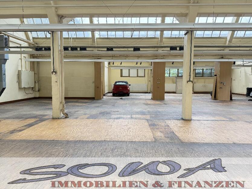 Wohnhaus mit Innenpool und Sauna in einer guten Lage in Gaimersheim, mit Gewerbefläche - Ein Objekt von Ihrem Immobilienpartner SOWA Immobilien und Finanzen 1 zimmer