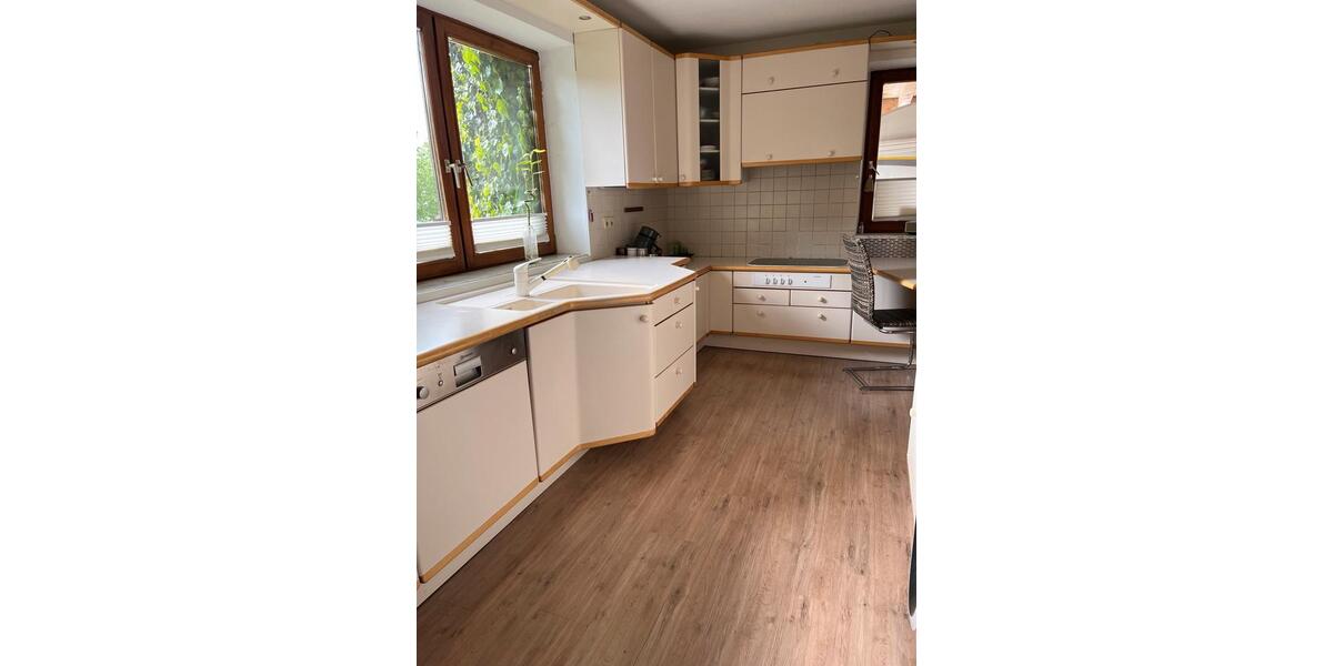 Etagenwohnung Bad Dürrheim - 3 Zimmer, 100 m&sup2;, 800&euro; | Angebot:26686283