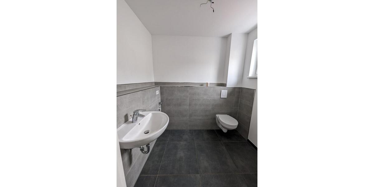 Reihenhaus Delitzsch - 4 Zimmer, 120 m&sup2;, 1.399&euro; | Angebot:25501585