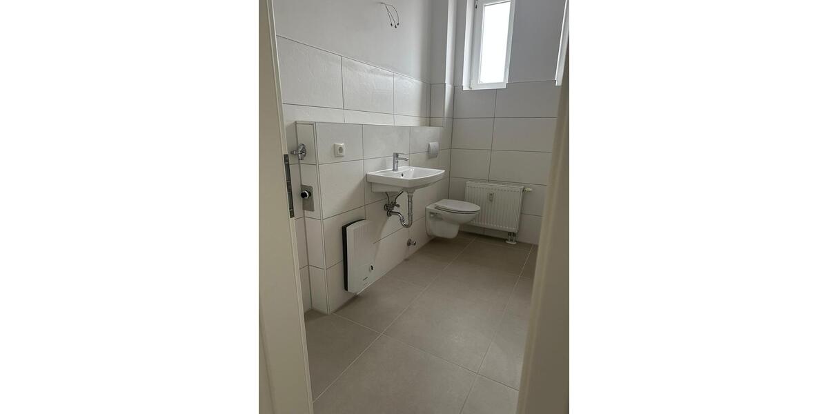 Etagenwohnung Aschersleben - 3 Zimmer, 84 m&sup2;, 700&euro; | Angebot:25084910