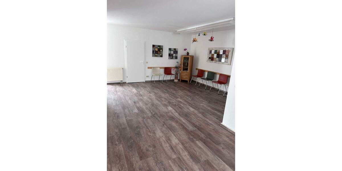 Gewerbeobjekt Zschopau - 5 Zimmer, 130 m&sup2;, 715&euro; | Angebot:25773151