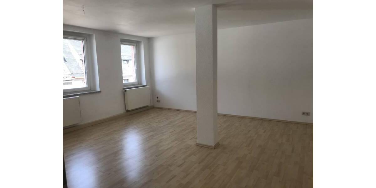 Etagenwohnung Mittweida - 2 Zimmer, 70 m&sup2;, 430&euro; | Angebot:26015683